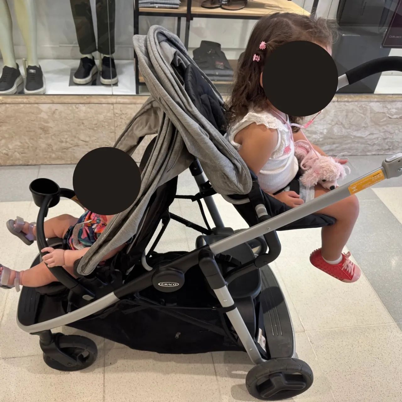 Carrinho de bebê duplo GRACO novinho