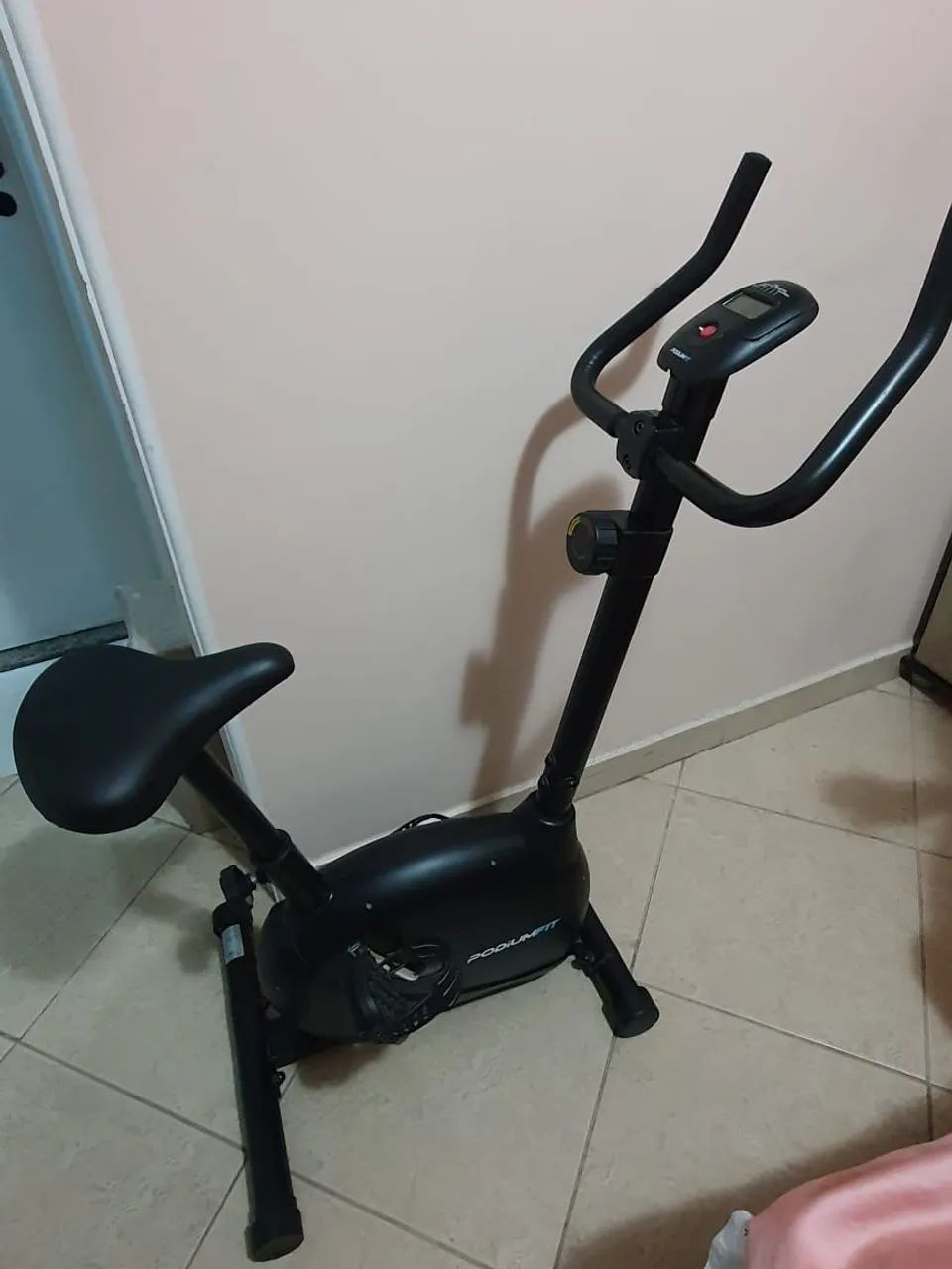 Bicicleta Ergométrica Podiumfit Seminova