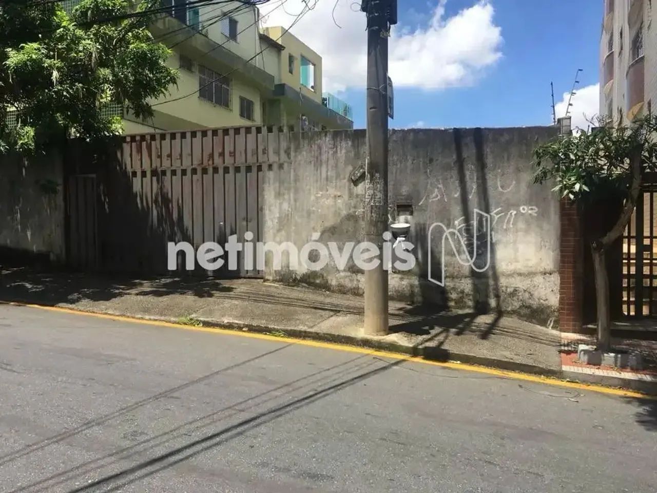 Lote à venda 360 m²; no Dona Clara