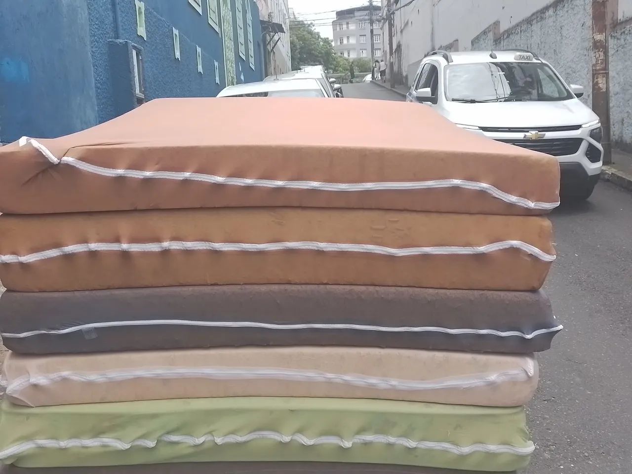 Colchão grosso de espuma casal, 120$ cada  - Foto 5