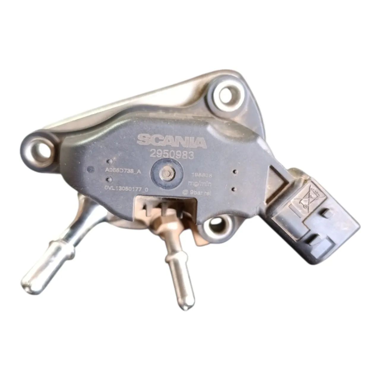 Válvula dosadora arla Scania super euro 6 2950983 - Peças para