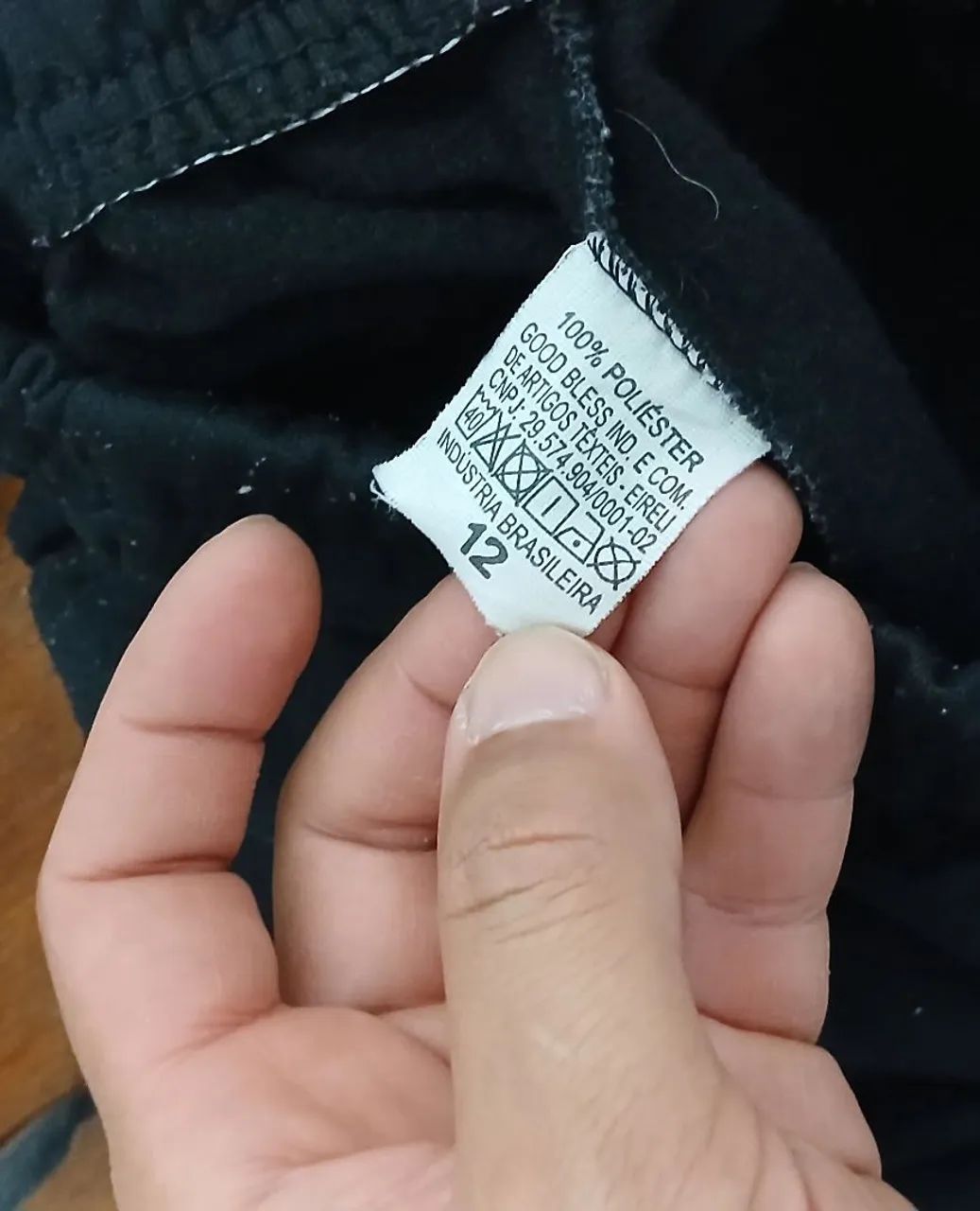 Kit 2 Calças Azul Jeans e Preta Moletom Infantil Tam. 8 e 12<br> - Foto 5