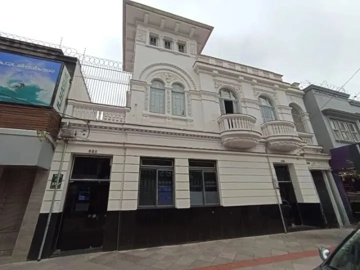 Loja comercial para locação com 440m² no Centro de São Leopoldo RS, localizado na rua Inde