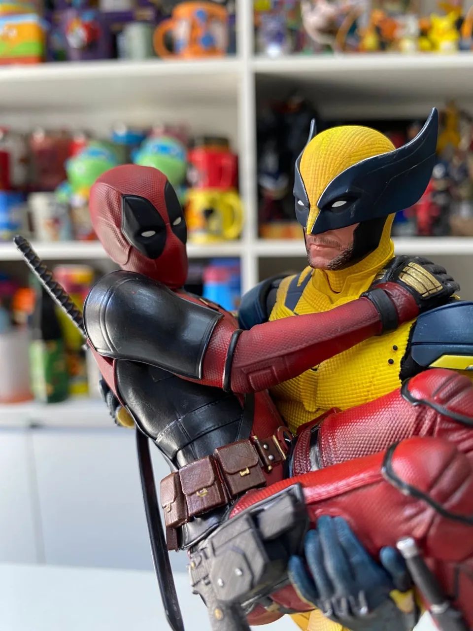 Estátua Deadpool and Wolverine - Deluxe Art Scale 1/10 - Iron Studios - Foto 2