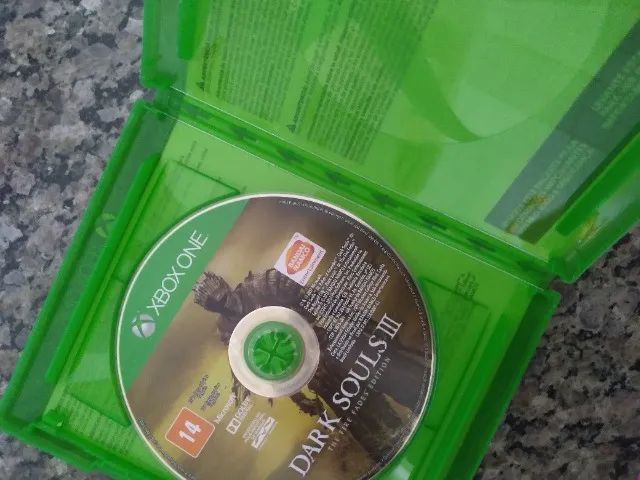 Dark Souls 3 edição completa - Xbox one - Foto 3