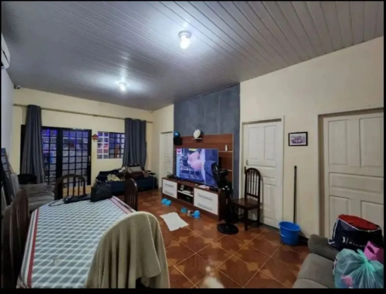 VENDO UMA CASA MUITO BEM PLANEJADA 280