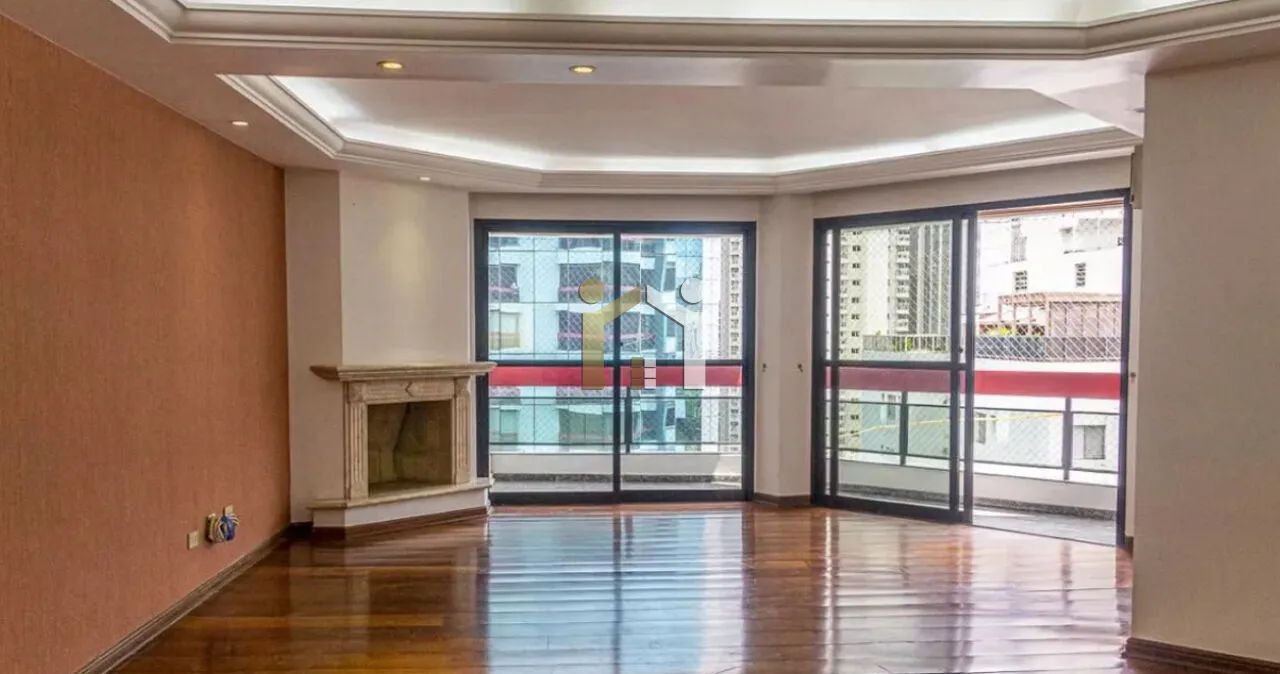 Apartamento no Itaim com 143m², 4 dormitórios sendo 1 suíte e 2 vagas de garagem.