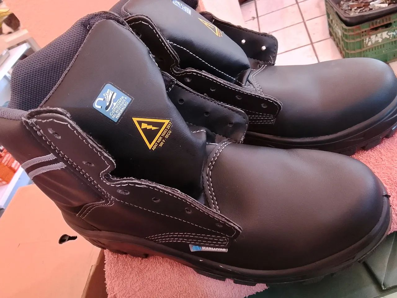 Botas - Foto 3