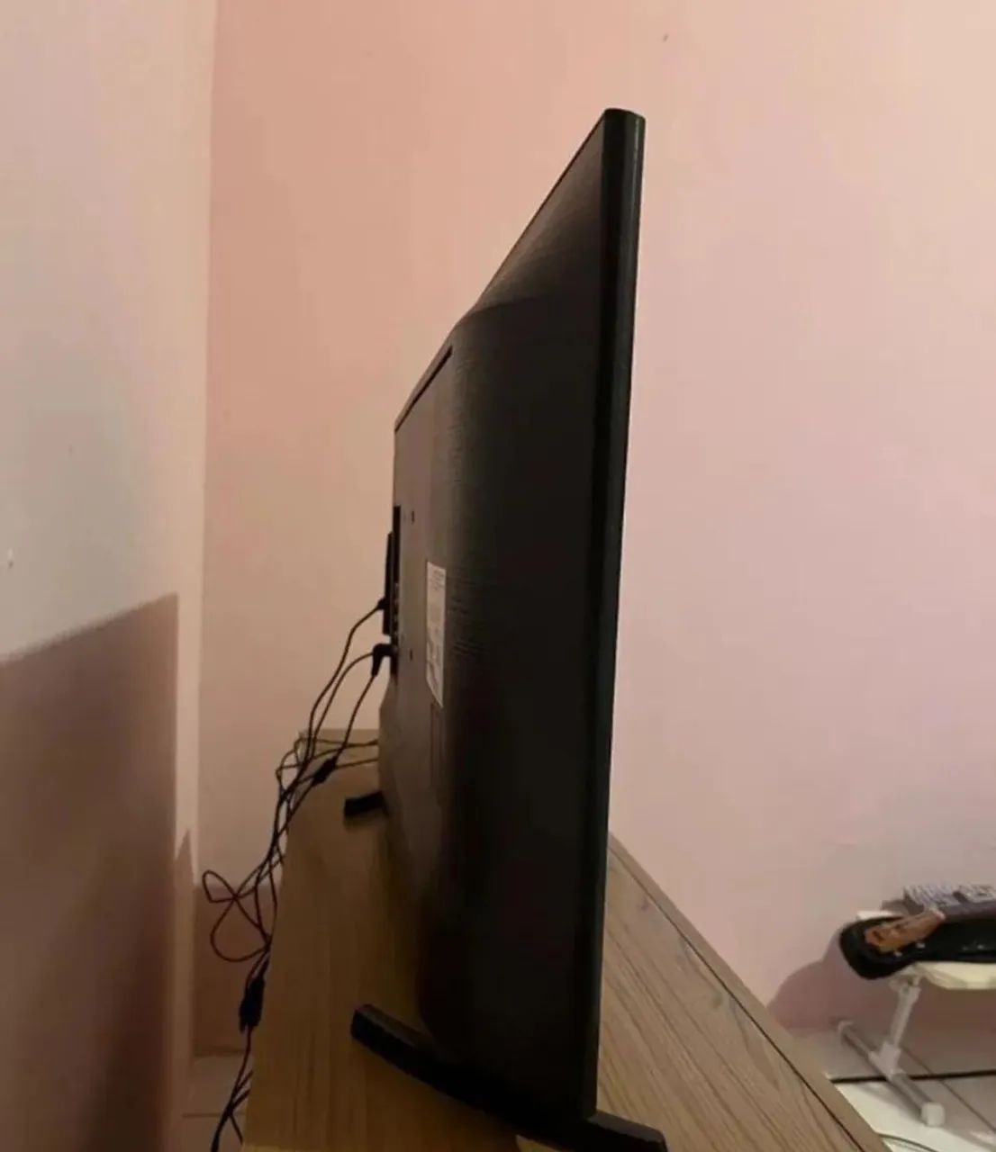 Vendo tv smart em ótimo estado 32 polegadas  - Foto 2