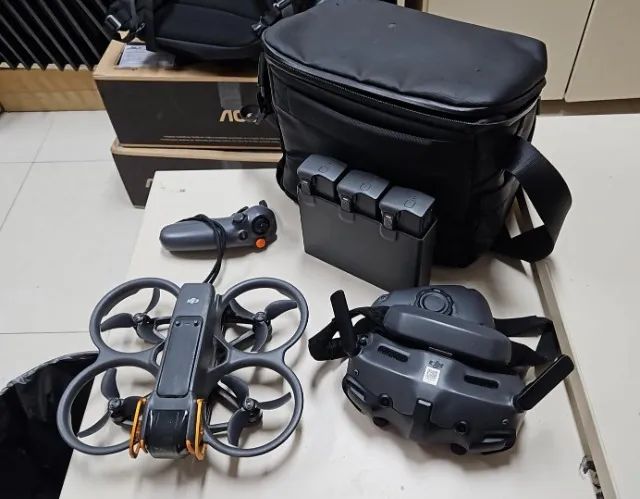 DJI Avata 2 (Combo Fly More) - Excelente Estado!