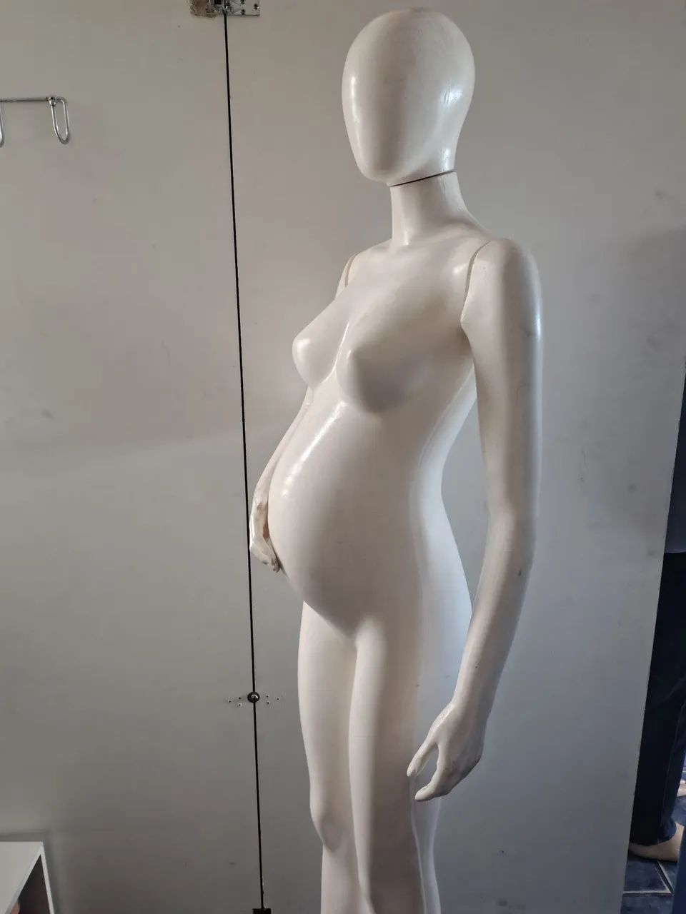Vendo manequim de grávida 