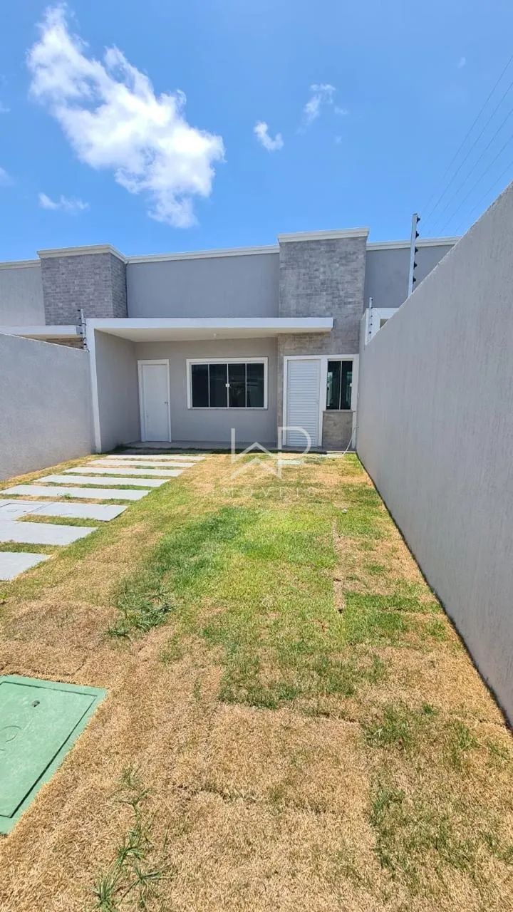 Casa Moderna em Rua Privativa no Eusébio | 2 Suítes e 2 Vagas de Garagem