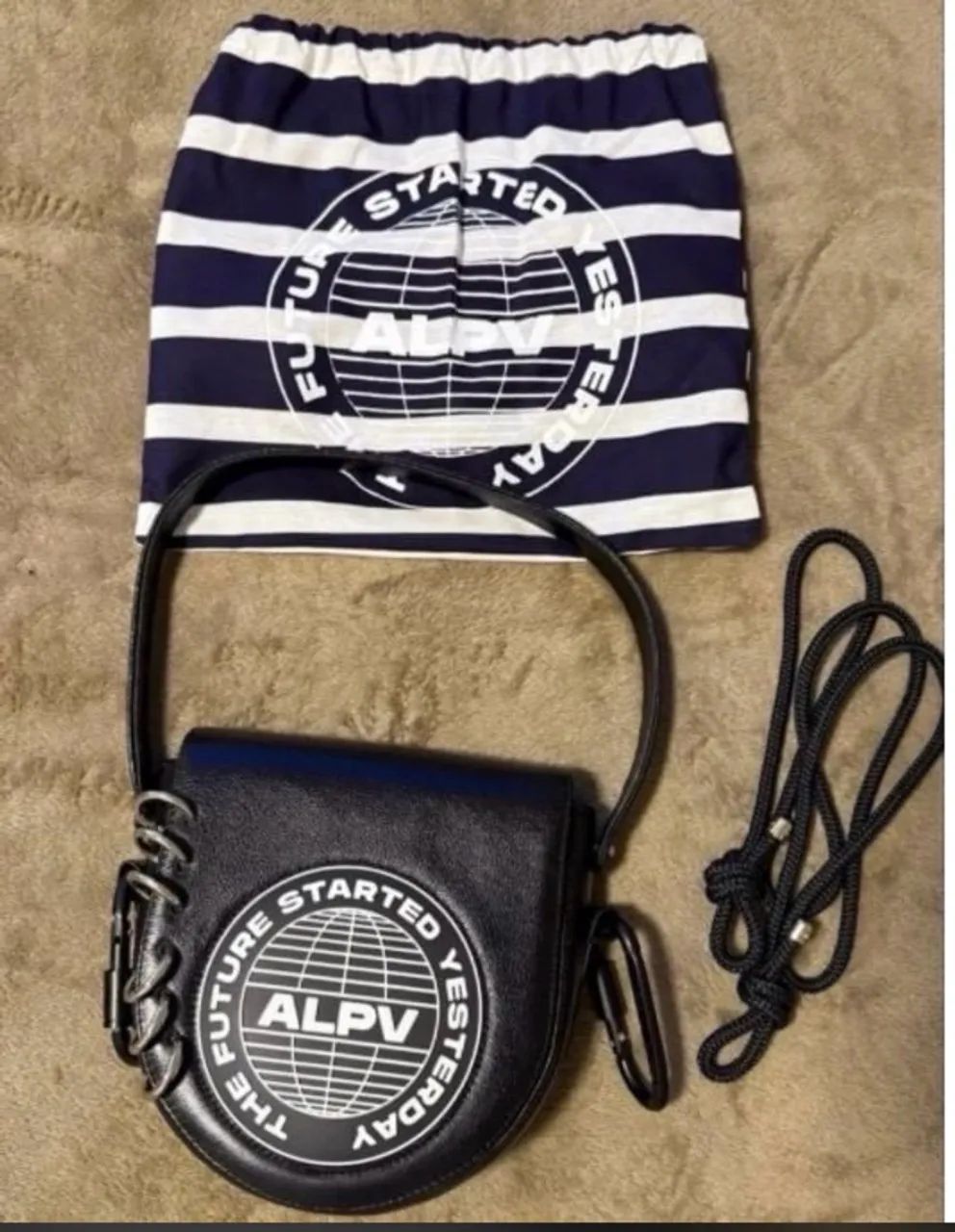 Bolsa Alexandre Pavão 