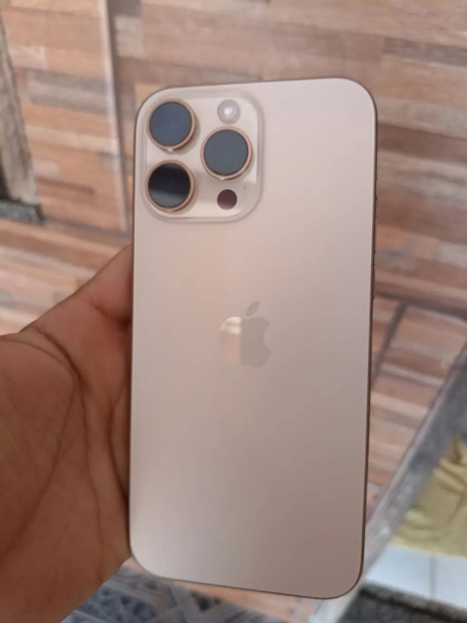 iPhone 16 pro Max - Foto 3