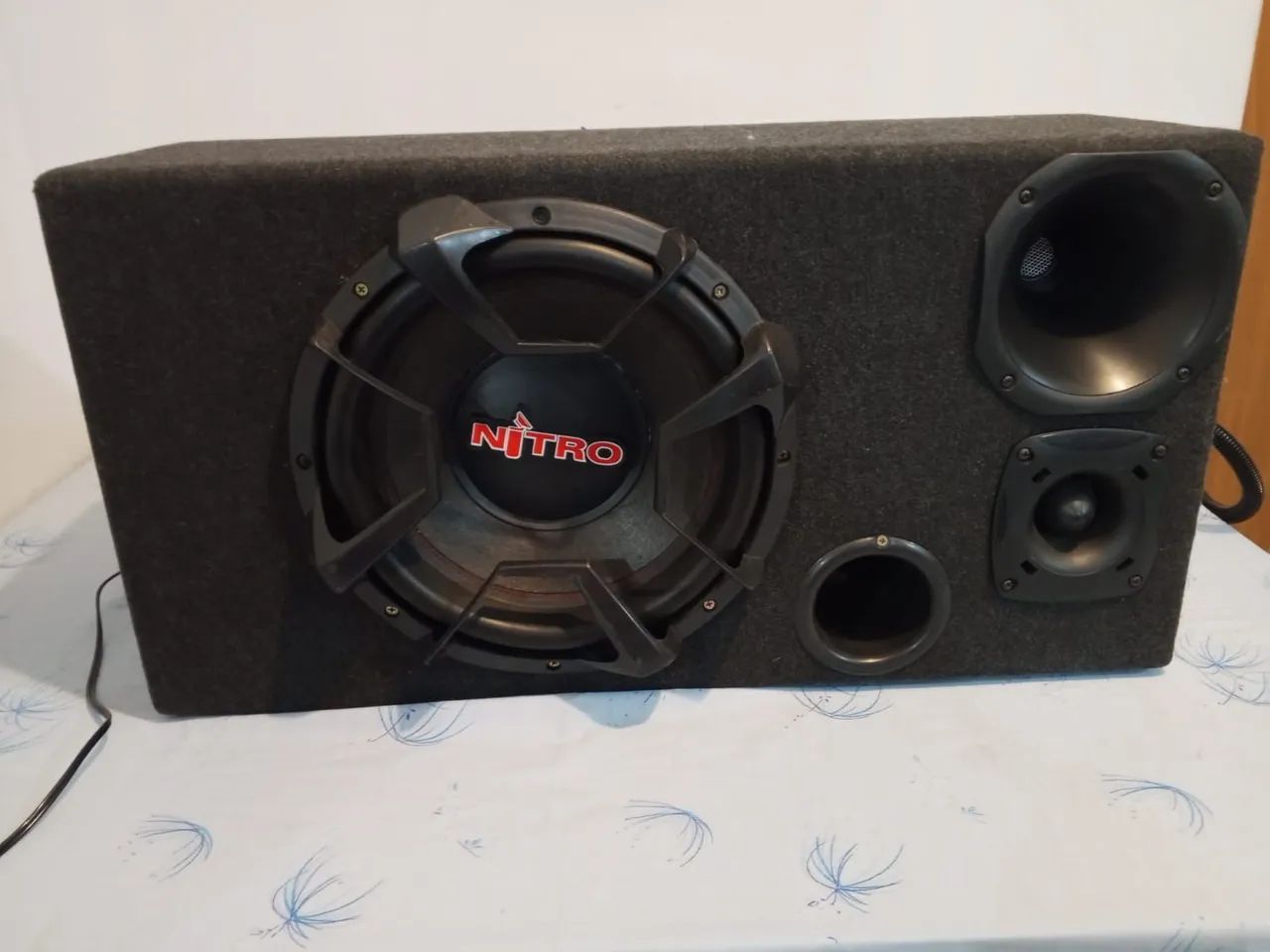 Vendo som automotivo trio