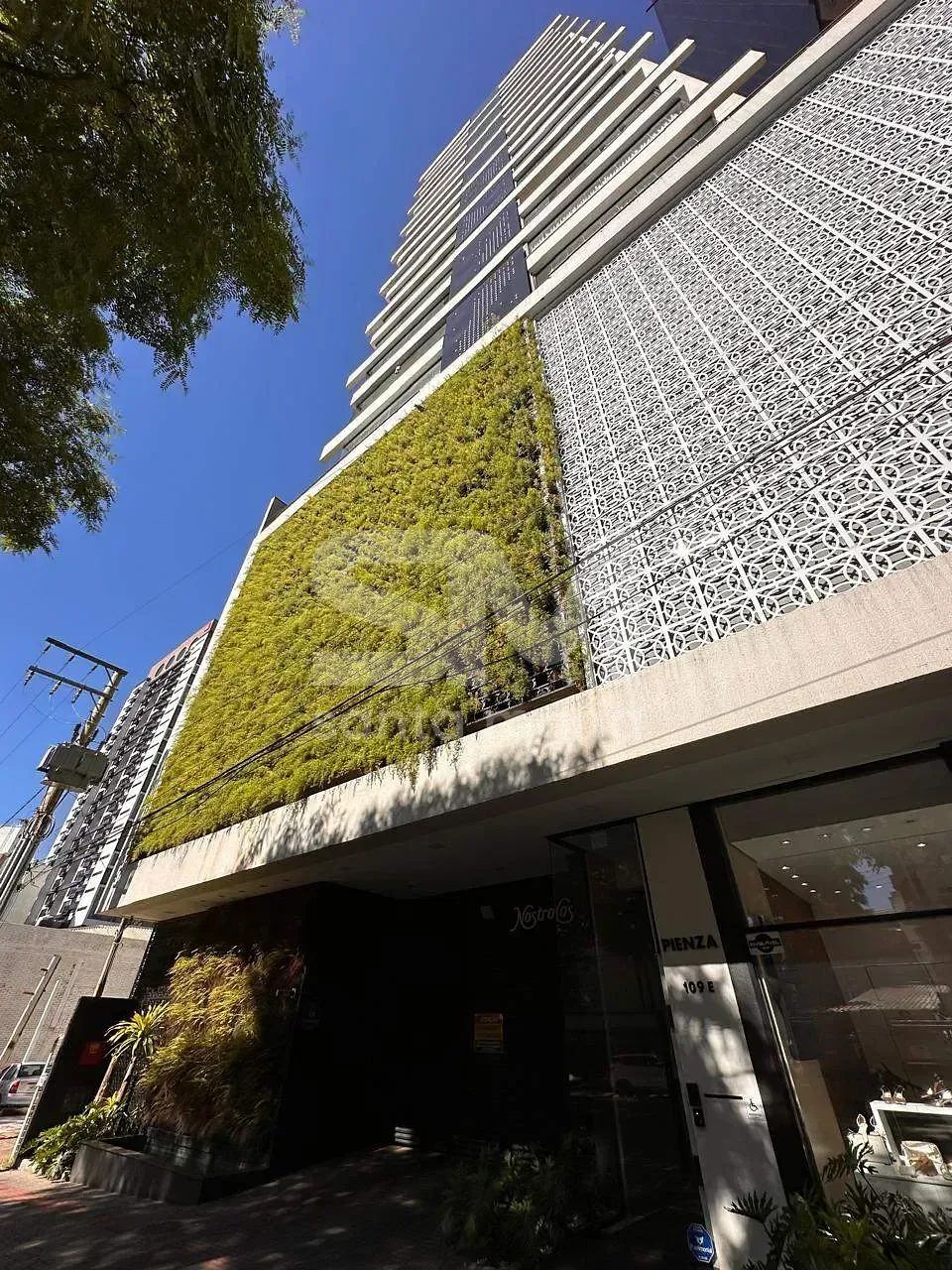 Apartamento com 01 suíte + 02 dormitórios semimobiliado à venda próximo ao Il Centenário e