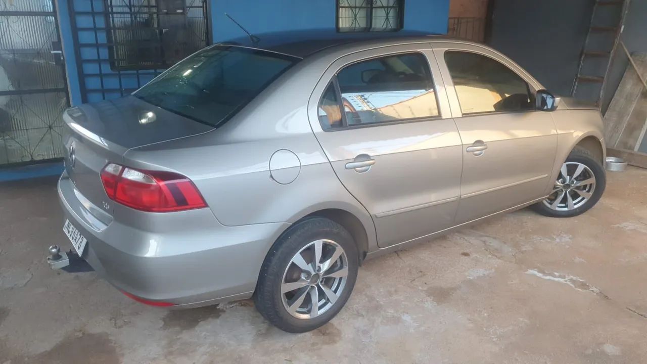 Volkswagen Voyage 2013