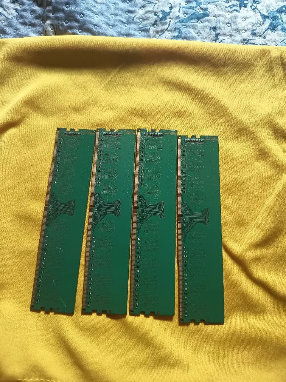 Quatro Memória ram ddr4 4gb super conservado  - Foto 5