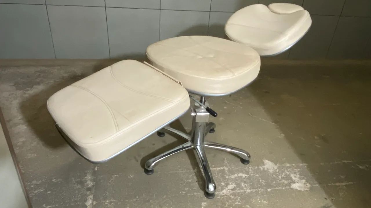 Cadeira pra Estética  - Foto 5
