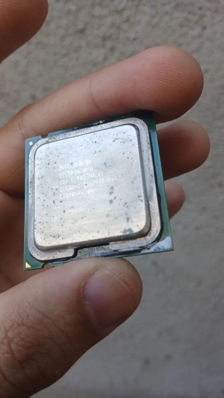 Sucatas de Informática muito antigos - Foto 3