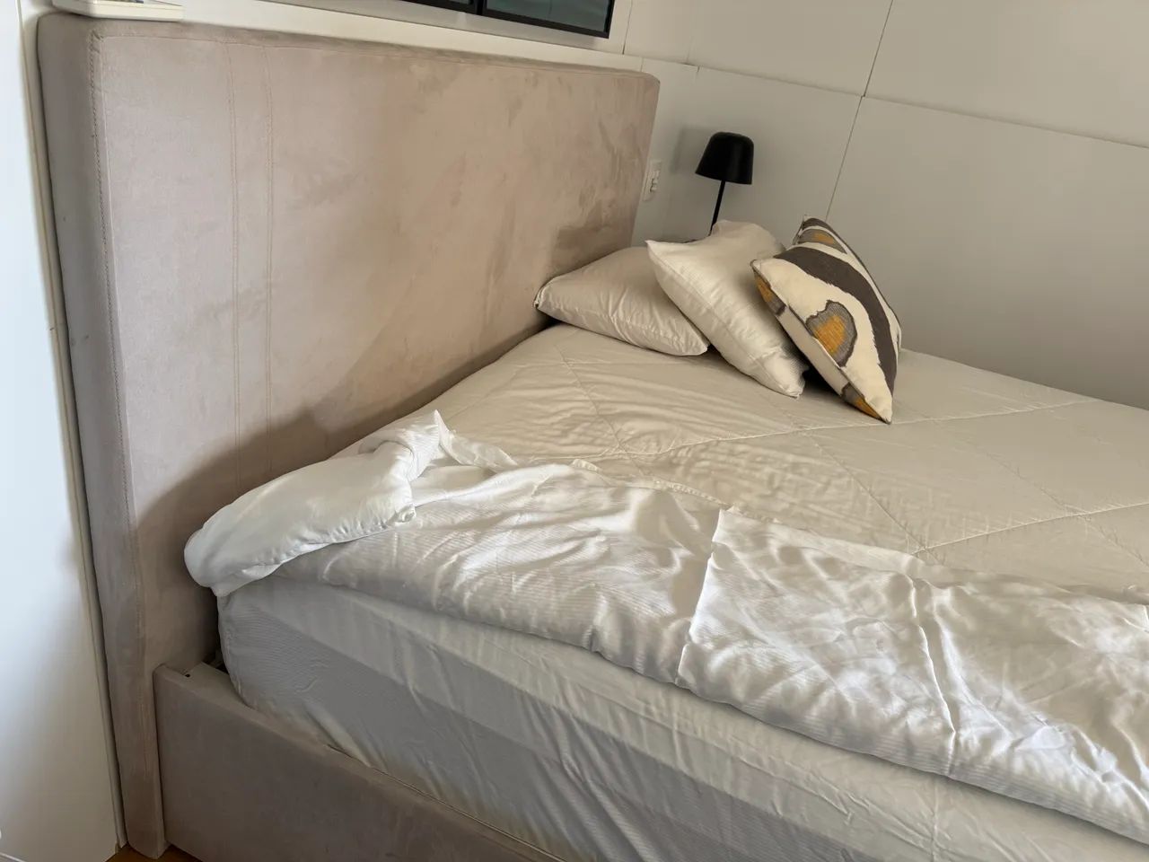 Base cama king toda estofada com cabeceira - Foto 2