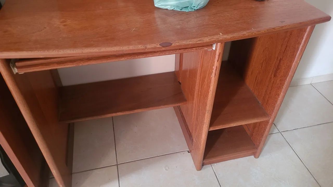 Vendo vários móveis em madeira - Foto 5