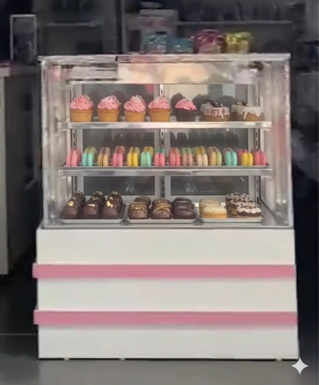 Vitrini refrigerada semi nova  - Foto 3