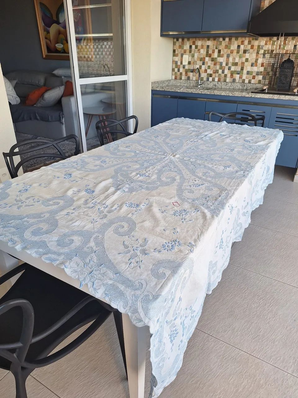 Toalha de mesa bordada - Antiga - Foto 2