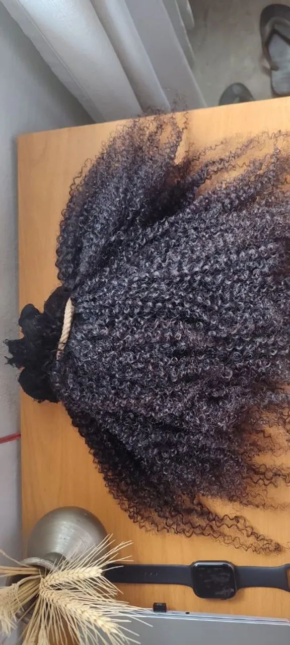 Cabelo crespo 45/50 cm 200g