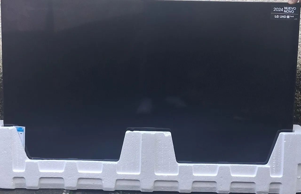 Tv LG 55 UHD 4K .TELA COM DEFEITO( *) - Foto 2