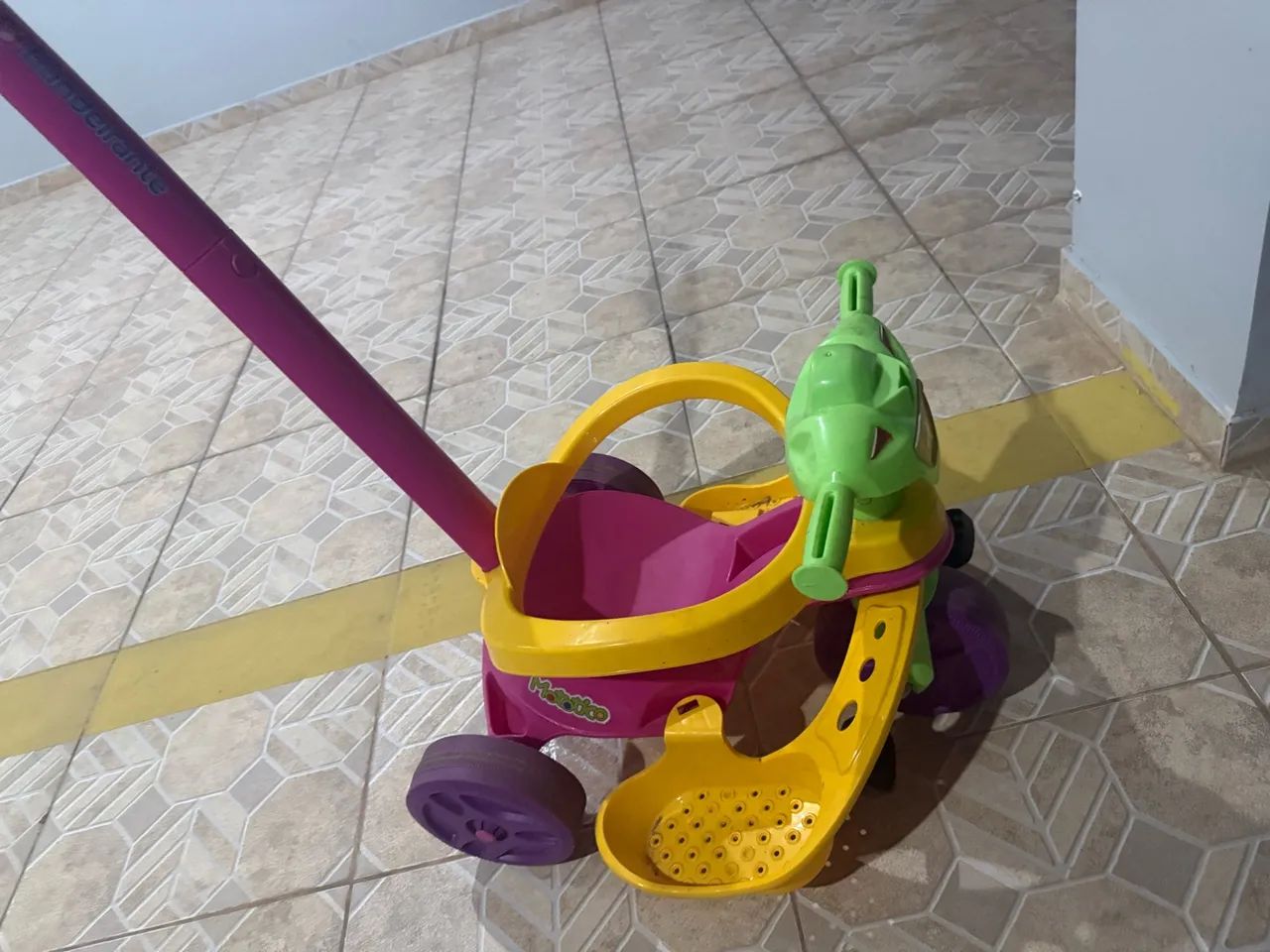 Triciclo infantil 