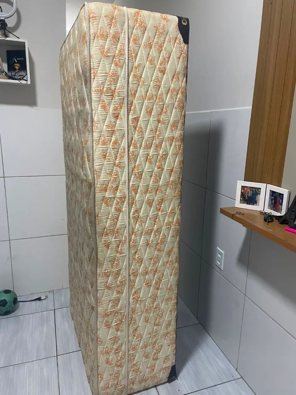 Vende-se 2 Camas Box de solteiro  - Foto 2