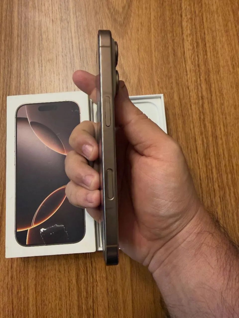iPhone 16 pro max 256 - Foto 5