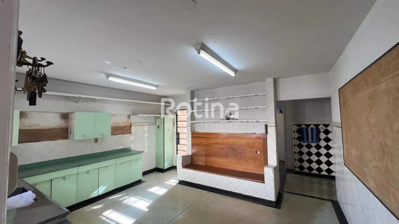 Casa Comercial à venda no Centro (Terminal Central) | 4 quartos (2 suítes) | Escritório e  - Foto 3