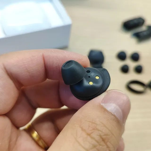 Fone de Ouvido Galaxy Buds FE Grafite - Foto 3