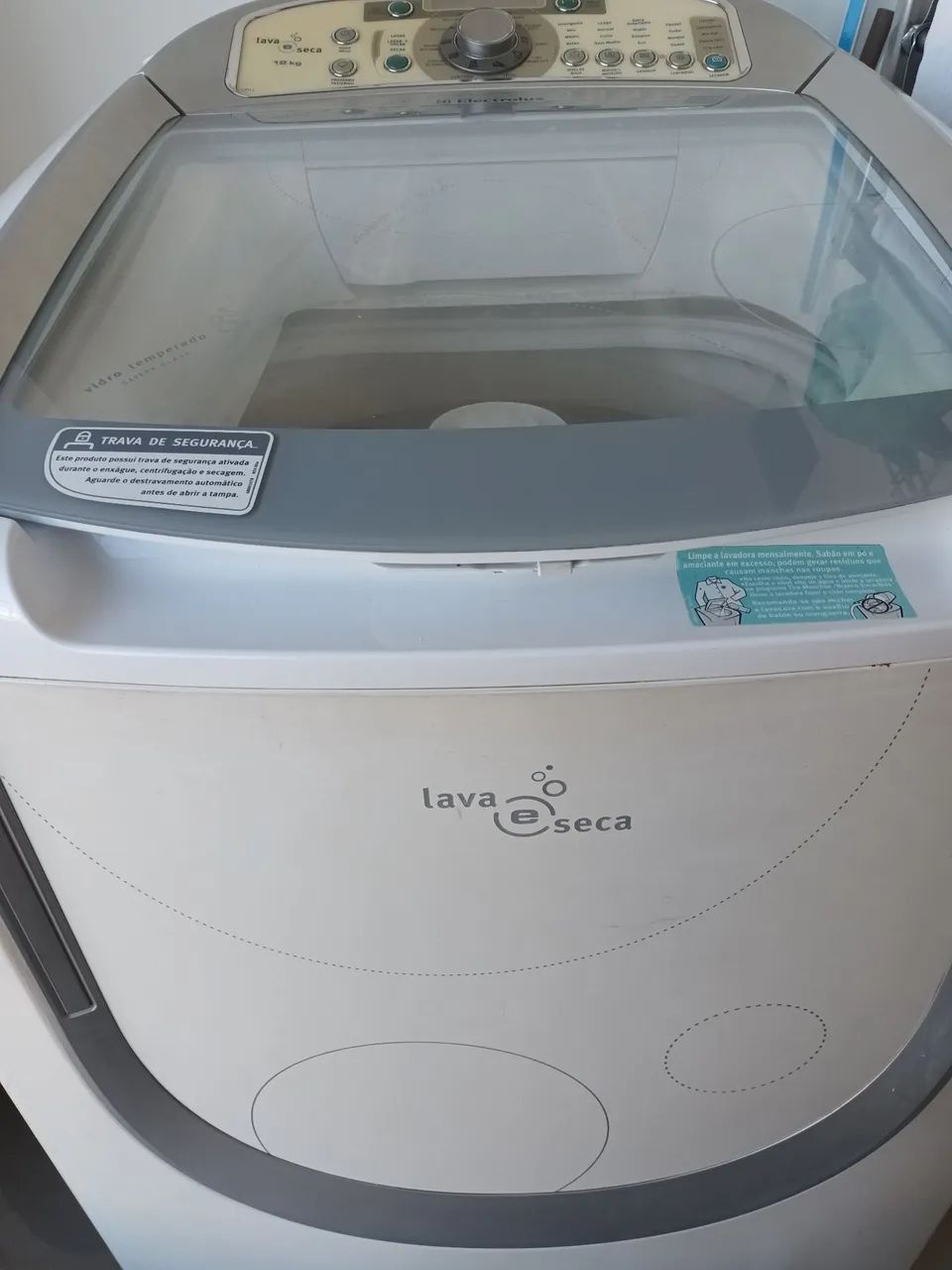 Máquina lava e seca