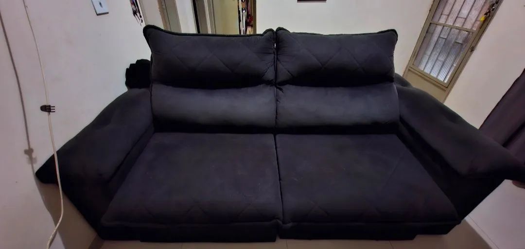 Sofá Retrátil e Reclinável 2 Lugares Suede Preto - Confortável - Foto 2