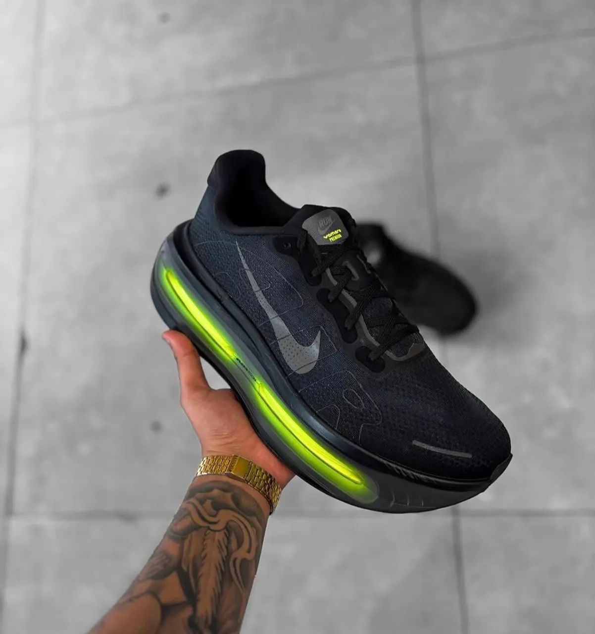 Nike vomero Premium n41 preto