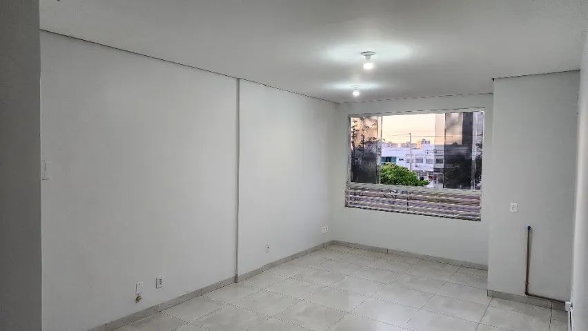 Sala Comercial, com 27mts, na Quadra 806 sul, Palmas-TO - Foto 2