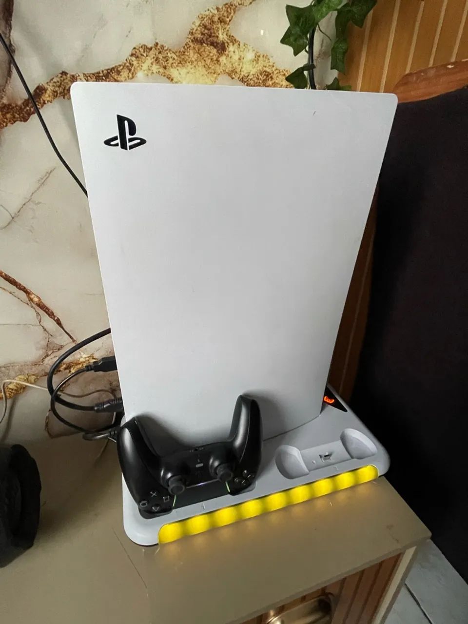 Ps5 fat com base de carregamento 