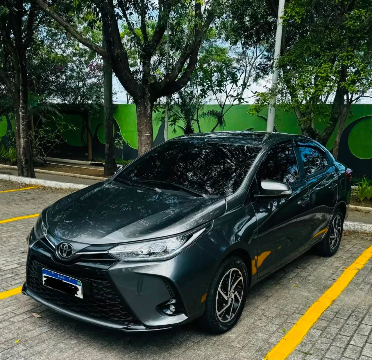 Toyota Yaris YARIS XLS Sedan 1.5 Flex 16V 4p Aut. 2023