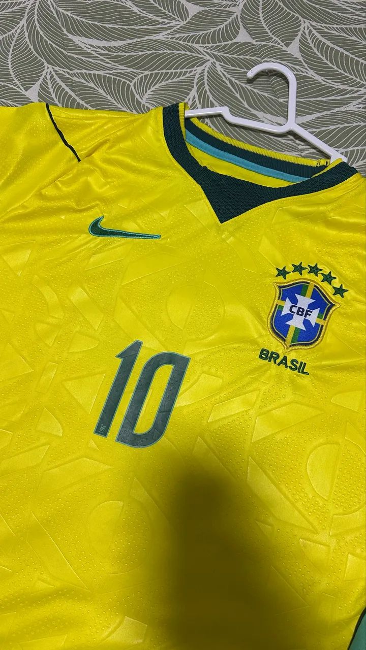 Camiseta Brasil Uniforme 1 - Copa / 10 Neymar