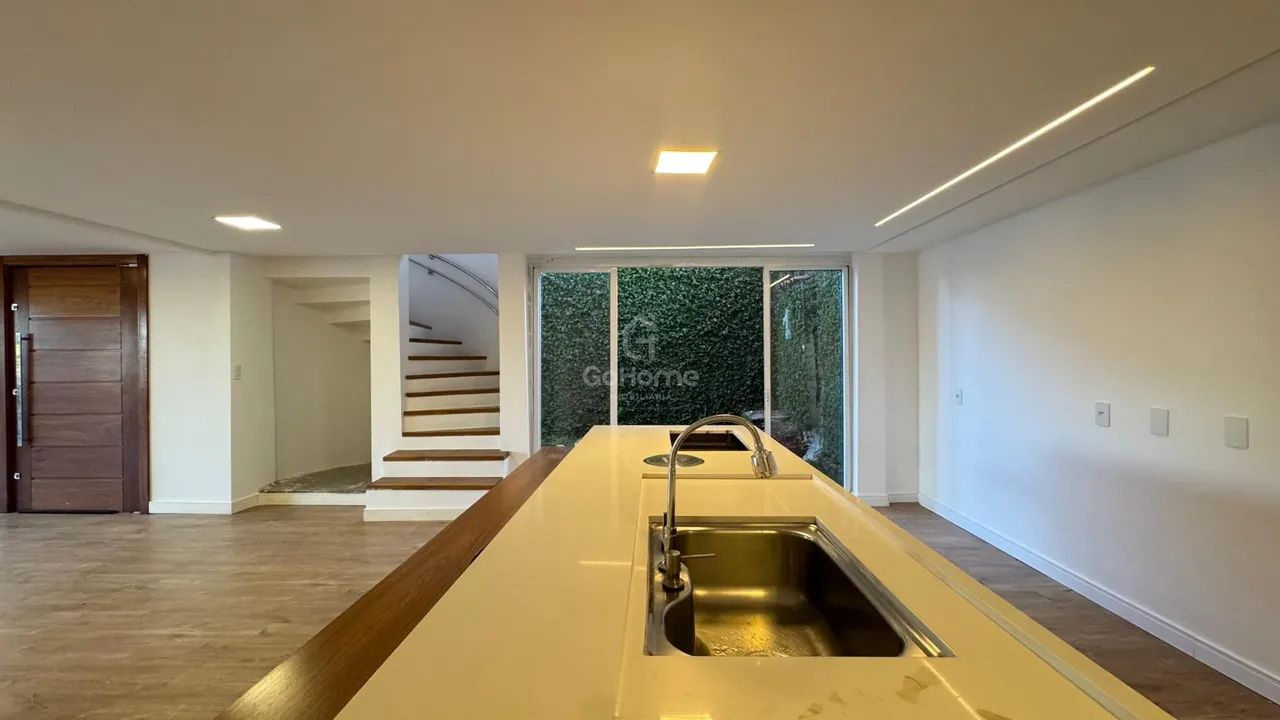 Casa Semimobiliada com Suíte no Universitário Chapecó