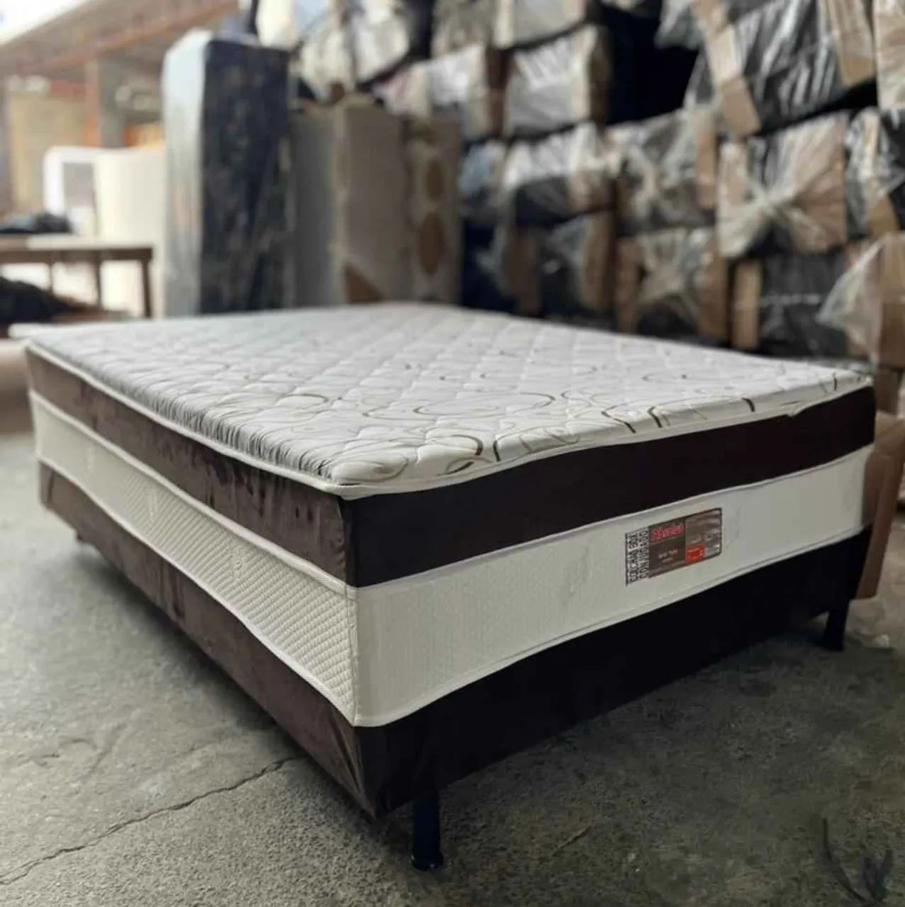 Vendo Cama Box Casal Espuma D33 / Entrega Imediata. 