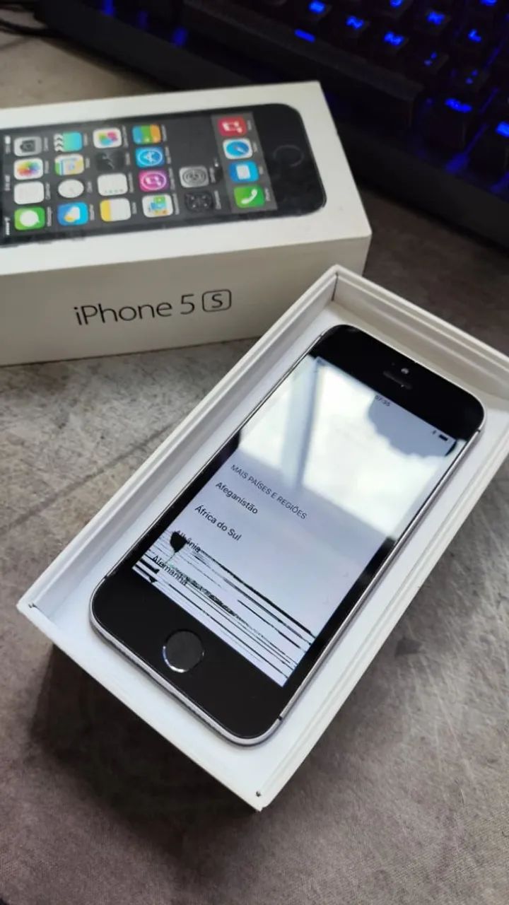 iPhone 5s 16GB Cinza Espacial Original na Caixa - Funcionando