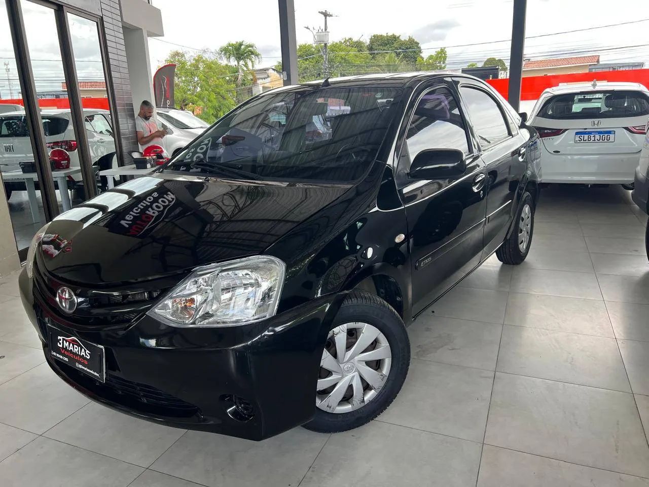 Toyota Etios XS 1.5 16V FLEX 2013