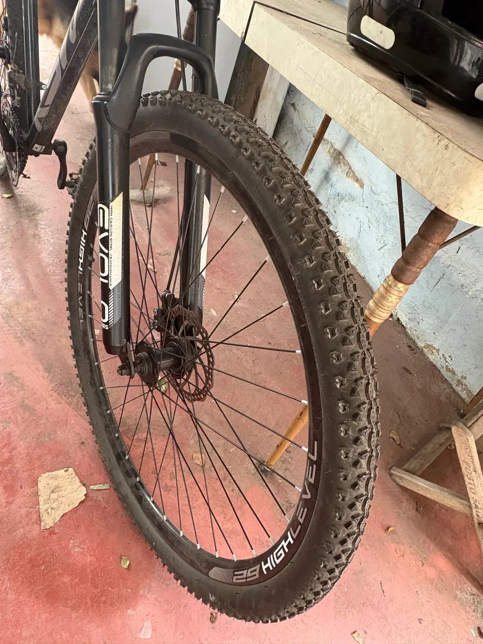 Bicicleta evolo aro 29 freio a disco nova 