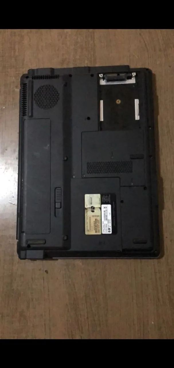 Notebook Compaq presario V6000 - Foto 4