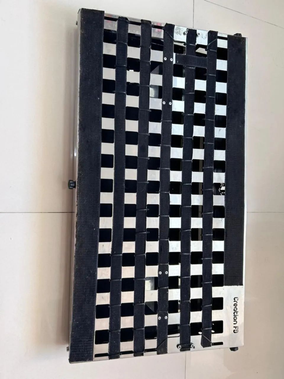 Pedalboard Creation CFD Premium Inox 70x40 - Estrutura Profissional - Foto 2