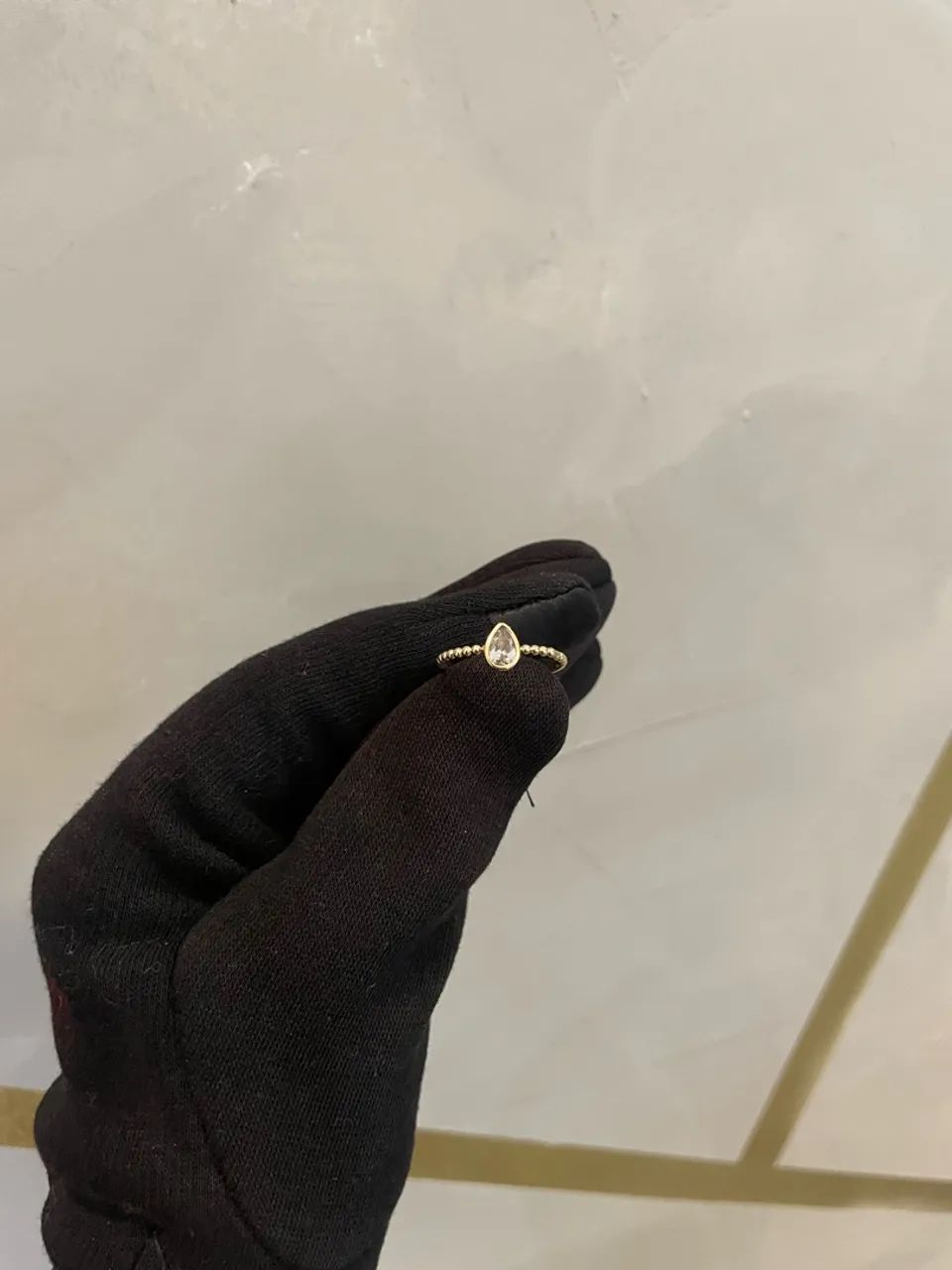 Anel ouro 18k lapidação pear aro granulado  - Foto 2